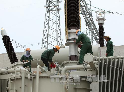 Tháng 3/2017, hoàn thành dự án lắp máy 2 Trạm biến áp 500kV Cầu Bông 